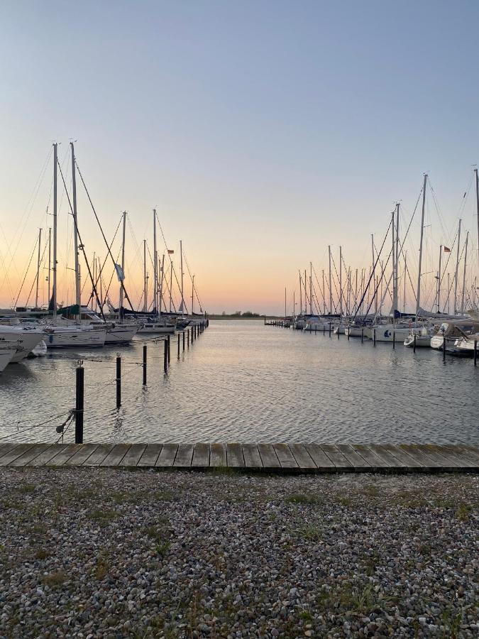 Stylische Ferienwohnung Top Lage Am Hafen, Strand Und Meer Wendtorf Экстерьер фото